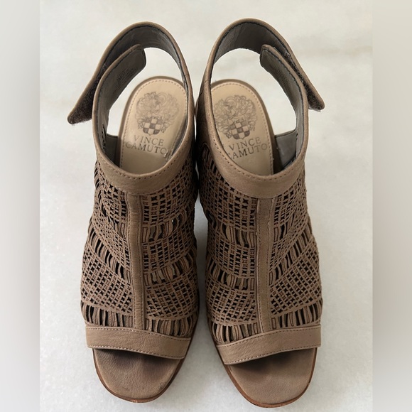 🎀Vince Camuto Keannie Block Heel Sandal shoes size 7 🎀 - Picture 7 of 7